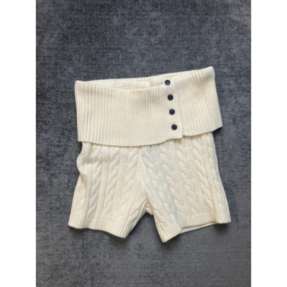 Fashion Nova Cable Knit Shorts Womens Small Beige Preppy Cuffed Waist‎ Pull On